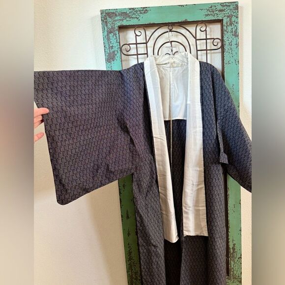 Japanese Haori Kimono Jacket – Navy Woven with Ivory Lining - Picture 1 of 9